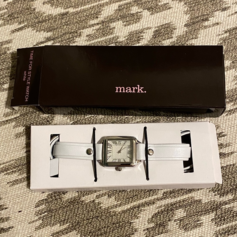 Mark watch Avon Wrap Around White “Time For Style”